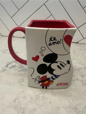 Disney Store Mickey and Minnie Mouse Valentine’s Day Mug